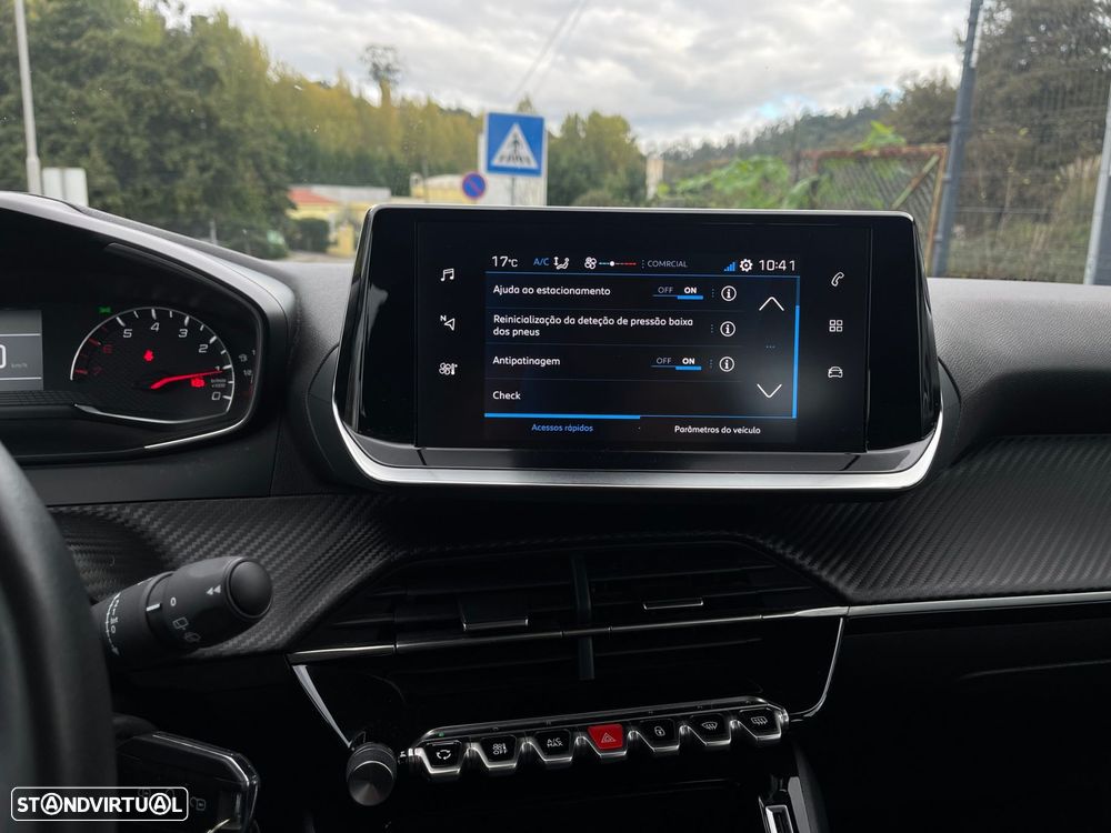 Peugeot 208 1.2 PureTech Active - 36