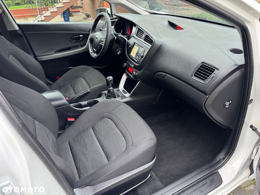 Kia Ceed 1.6 CRDi Smart Plus - 12