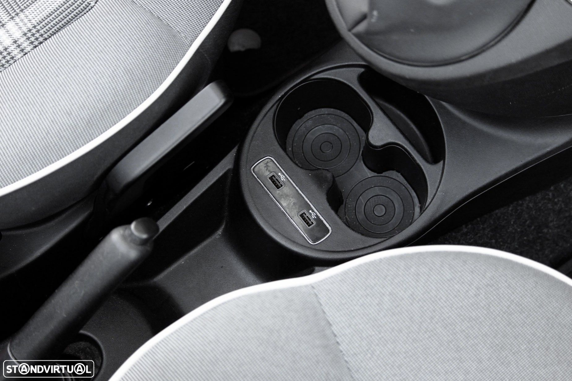 Fiat 500C 1.0 Hybrid Lounge - 14