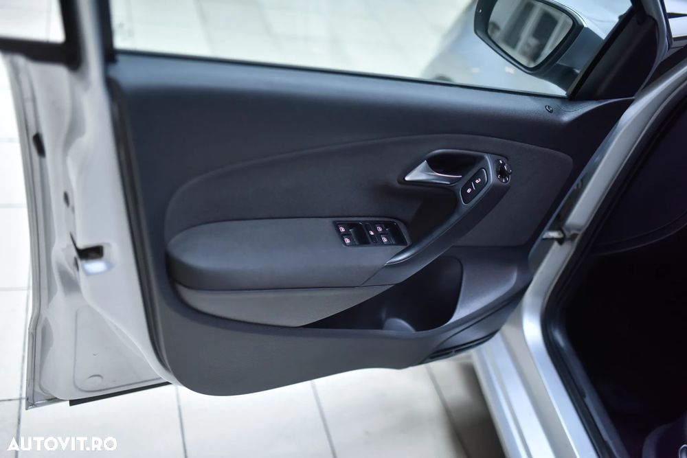 Volkswagen Polo 1.2 TDI Blue Motion - 9