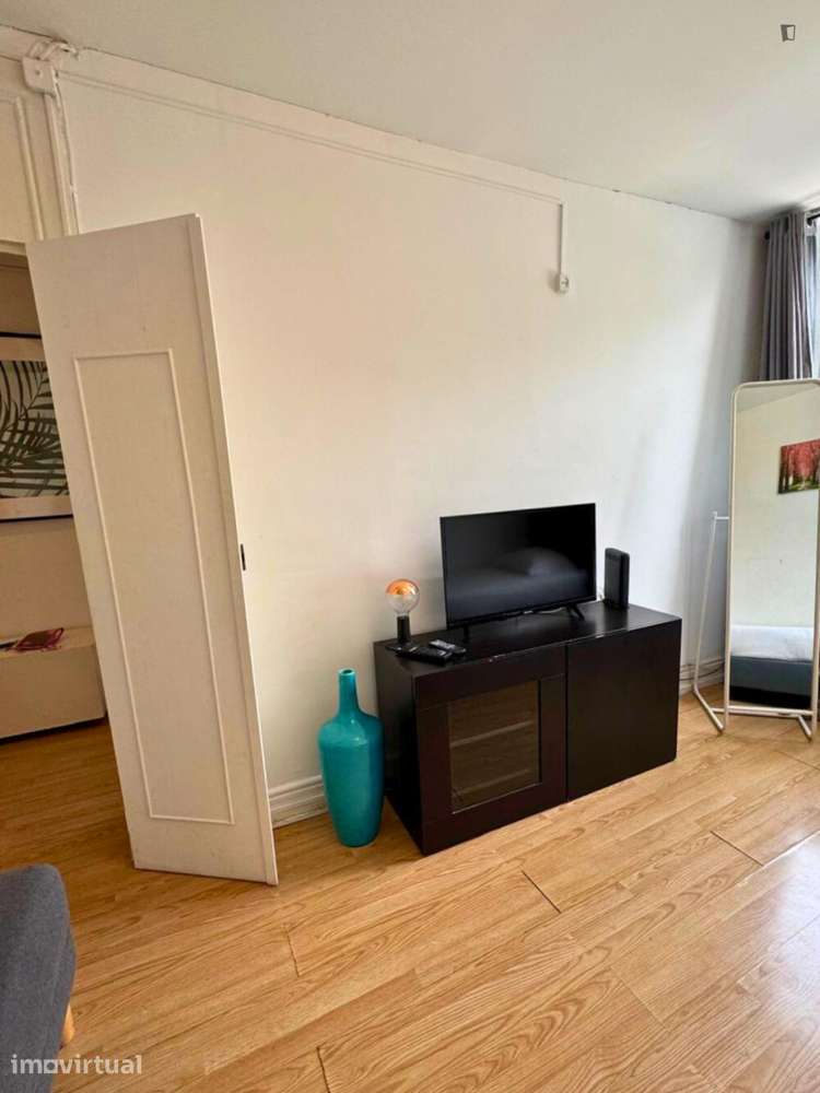 Apartamento com 3 quartos - localizado em Lordelo do Ouro Porto - Grande imagem: 5/18