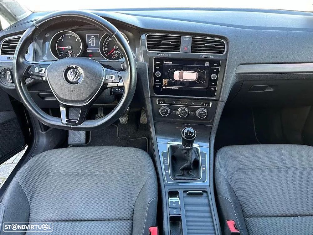 VW Golf Variant 1.6 TDi Confortline - 7