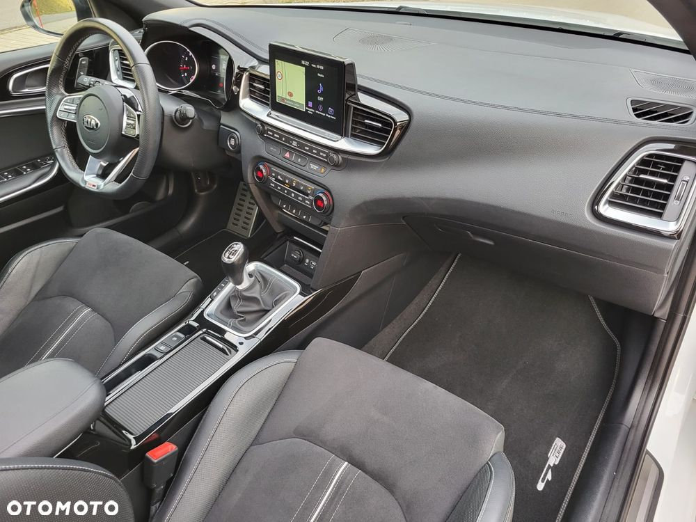 Kia Ceed 1.4 T-GDI GT-Line - 19