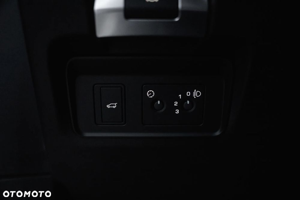 Land Rover Range Rover Evoque - 26