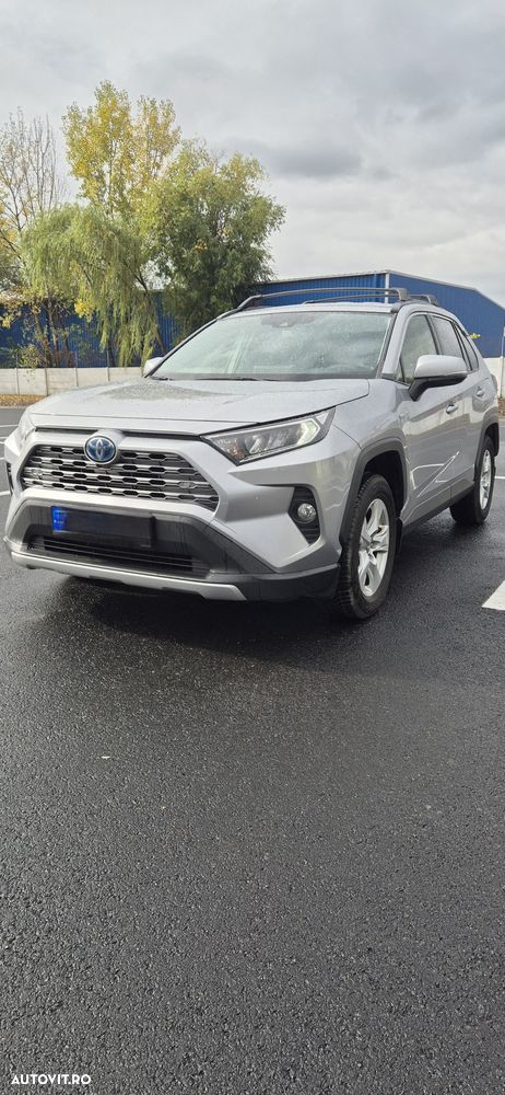 Toyota RAV4 - 5