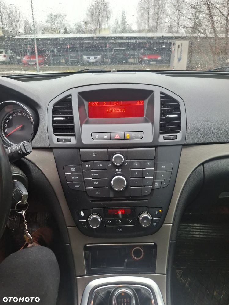 Opel Insignia 2.0 CDTI - 8