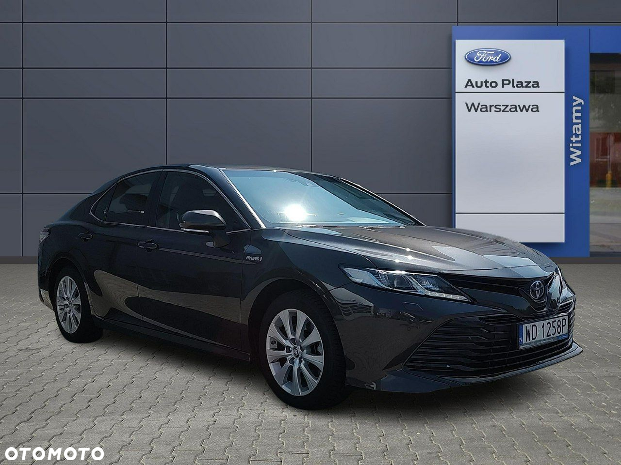Toyota Camry - 7