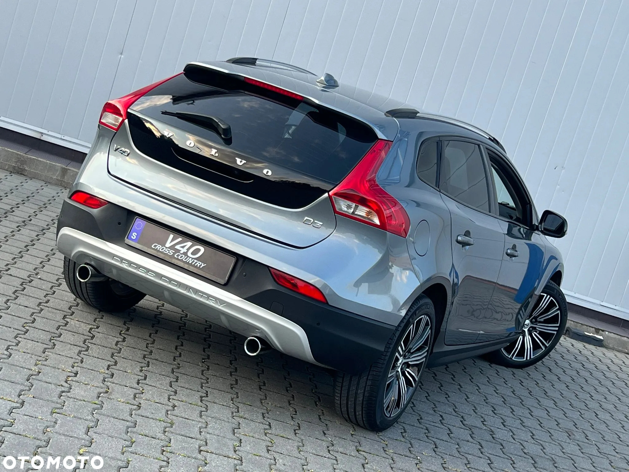 Volvo V40 Cross Country D3 Drive-E Base - 4