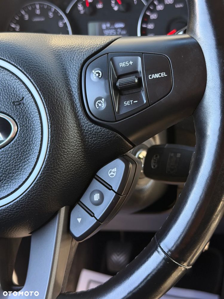 Kia Carens 1.6 GDI L EU6 - 7