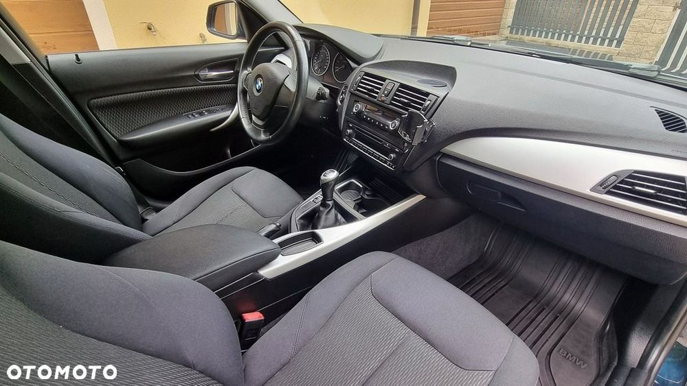 BMW Seria 1 - 13
