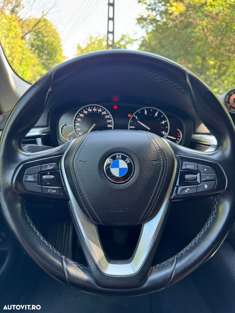 BMW Seria 5 - 21