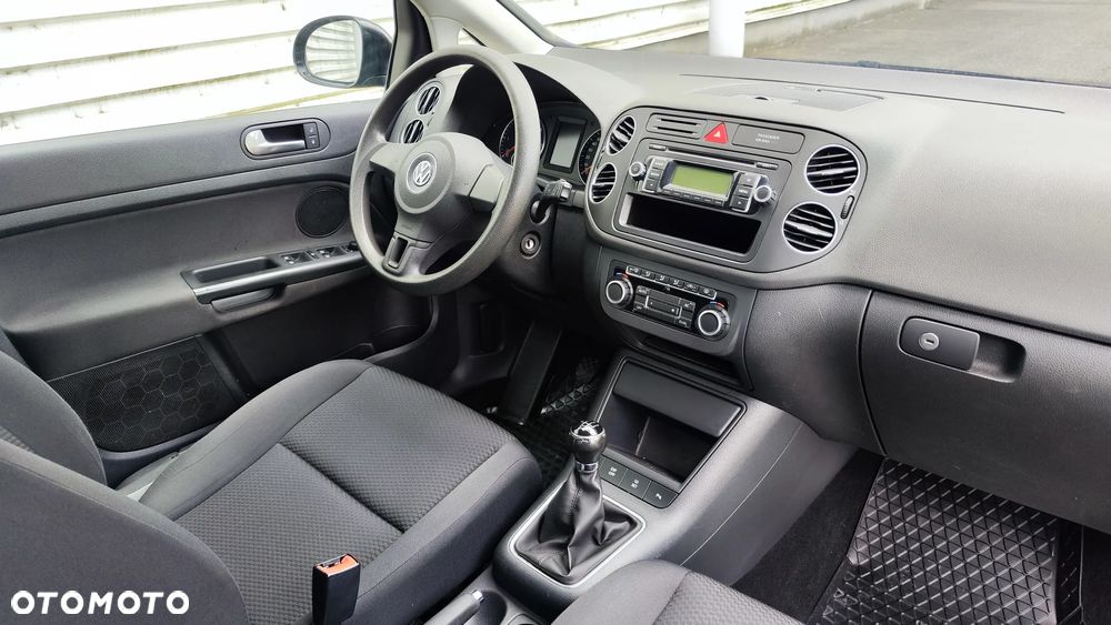 Volkswagen Golf Plus - 25