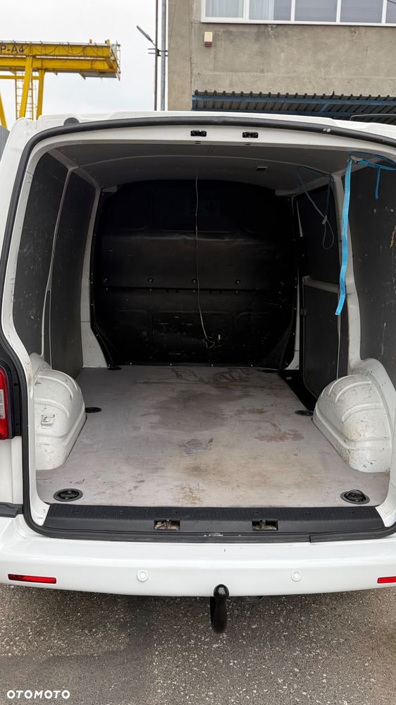 Volkswagen Transporter - 14