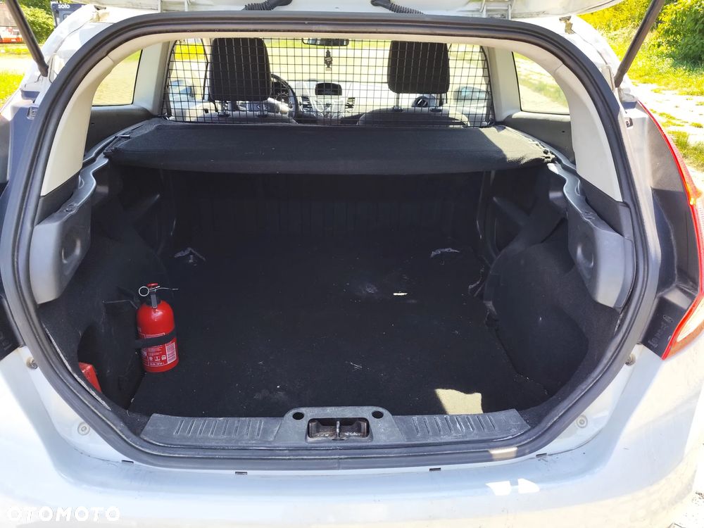 Ford Fiesta - 4
