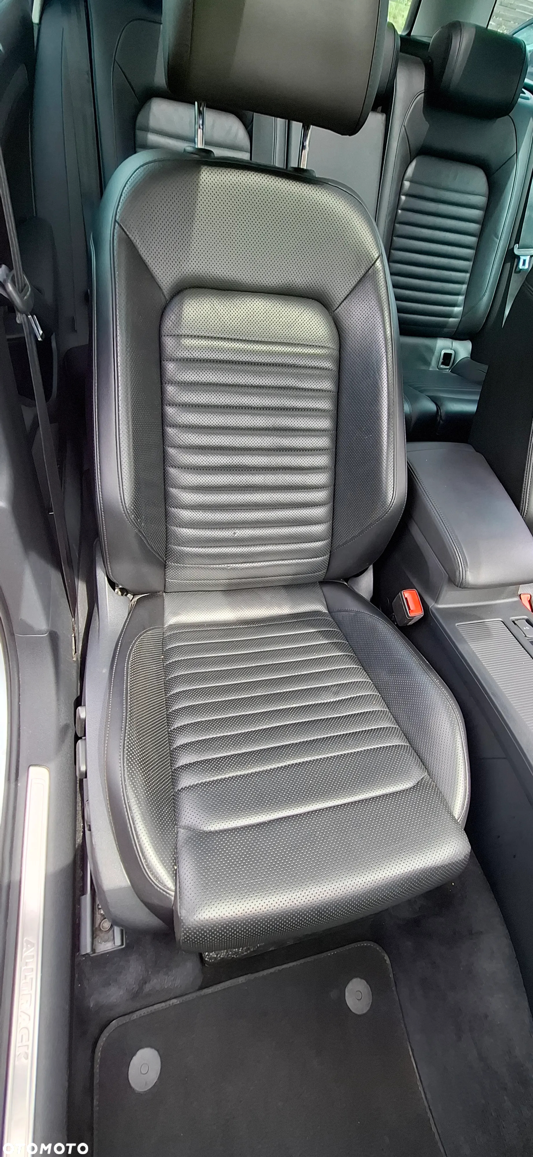 Volkswagen Passat 2.0 TDI Bi-Turbo BMT 4Mot Highline DSG - 22