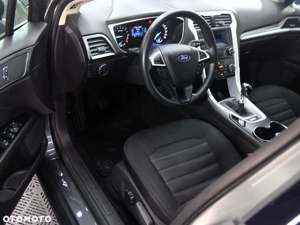 Ford Mondeo - 15