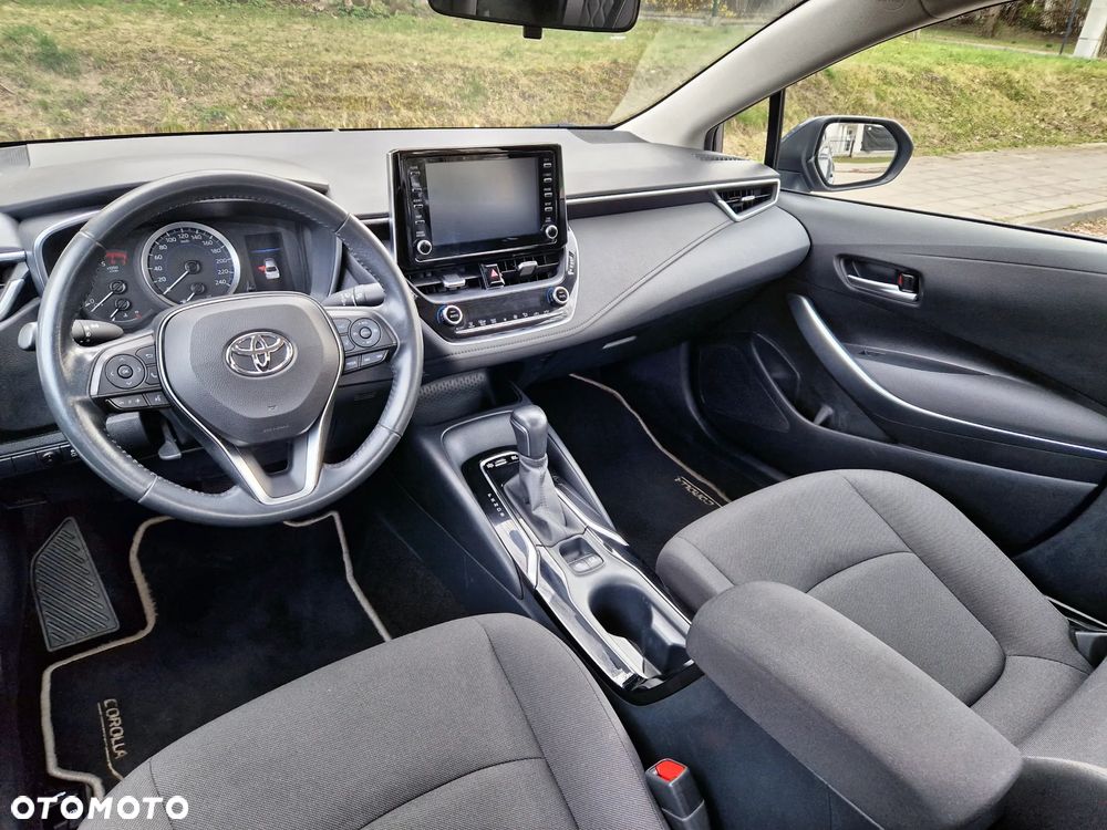 Toyota Corolla 1.8 Hybrid Comfort - 21