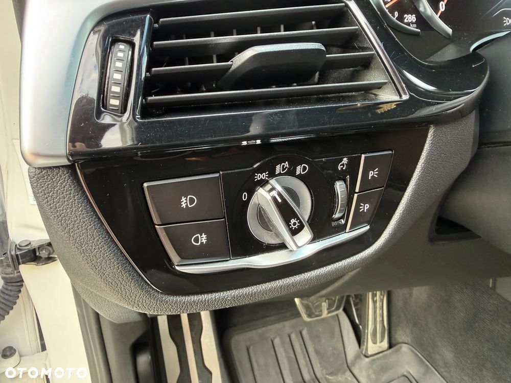 BMW Seria 5 520d xDrive M Sport sport - 20
