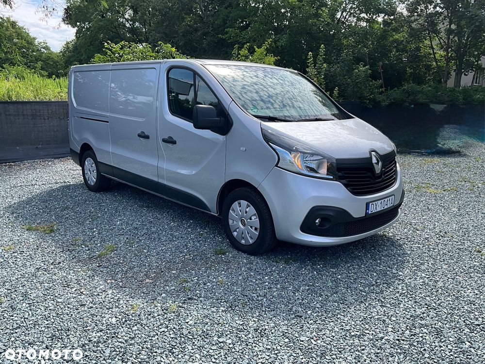 Renault TRAFIC - 1