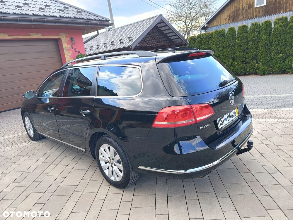 Volkswagen Passat 2.0 Blue TDI SCR Trendline - 14