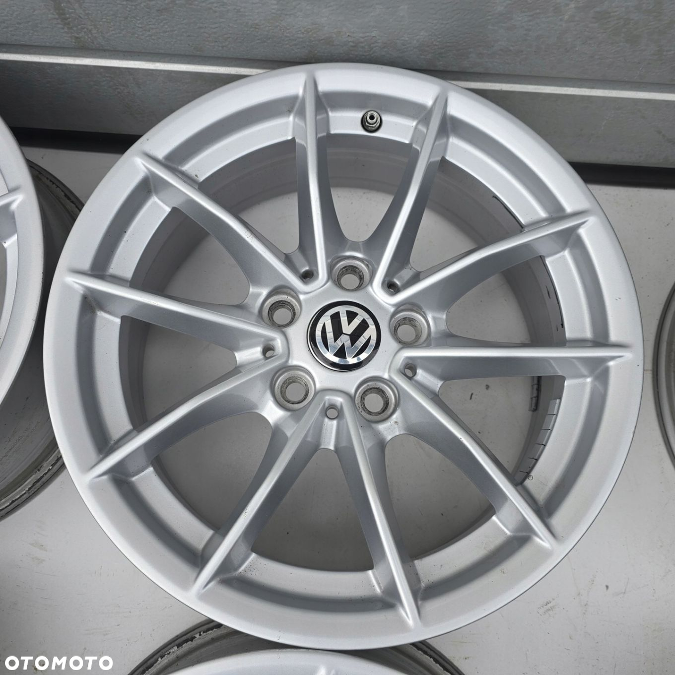 VW PASSAT B8 B7 SHARAN TIGUAN 16 ET22 5x112 6.5J 4X - 6