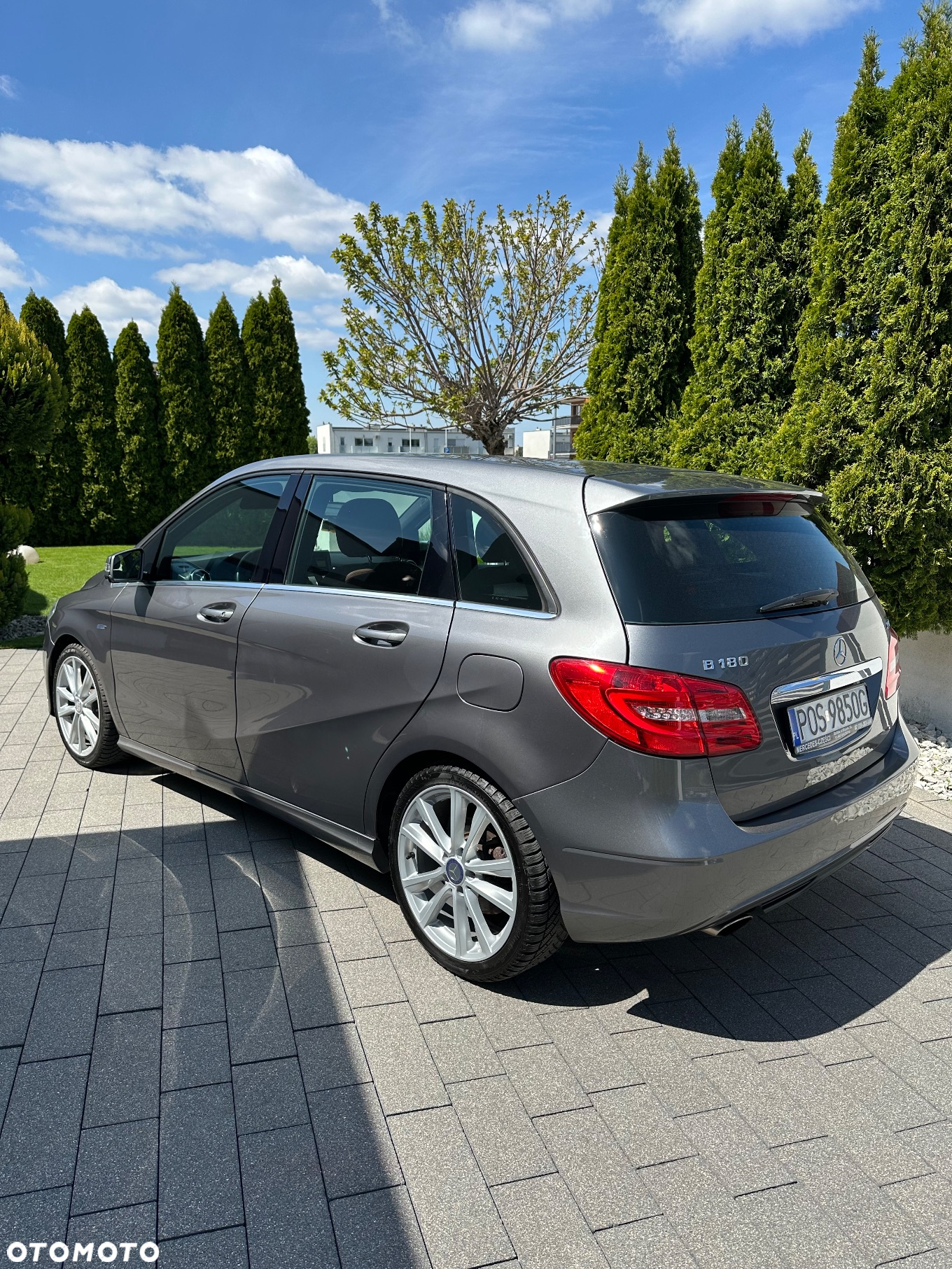 Mercedes-Benz Klasa B 180 CDI (BlueEFFICIENCY) - 10