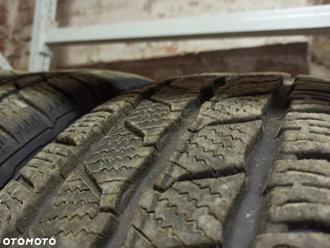 OPONY CONTINENTAL VAN CONTACT WINTER 225 55 R17C - 6
