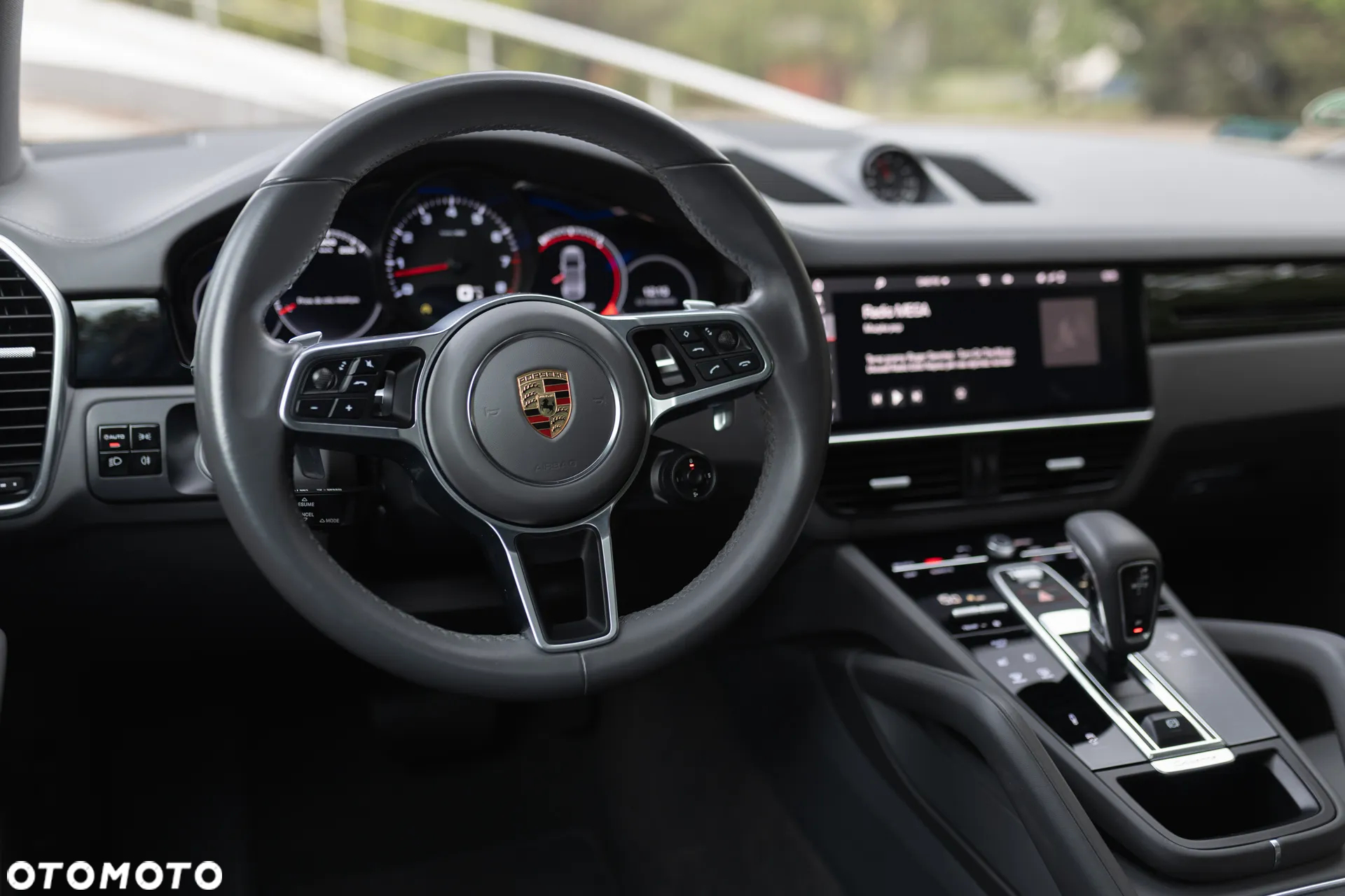 Porsche Cayenne Standard - 14