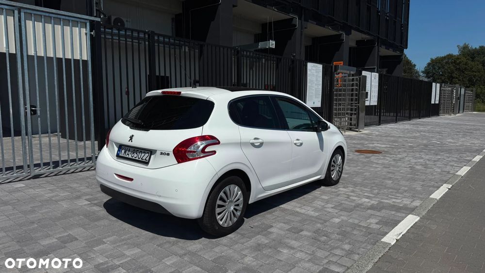 Peugeot 208 - 27