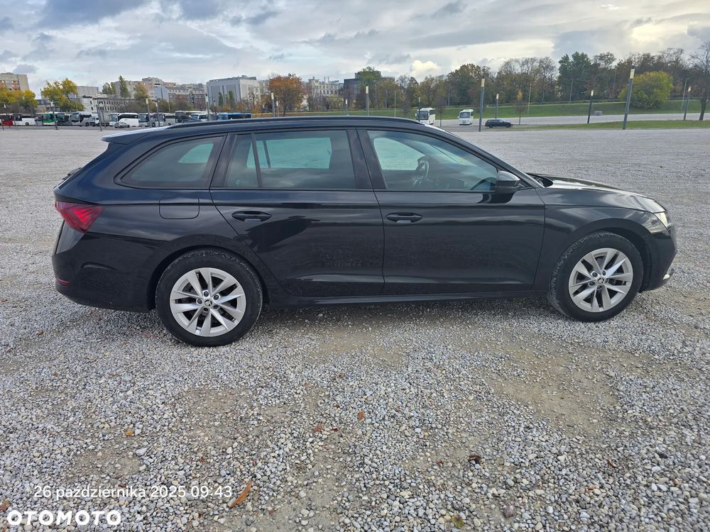 Skoda Octavia 1.5 TSI ACT Ambition - 9