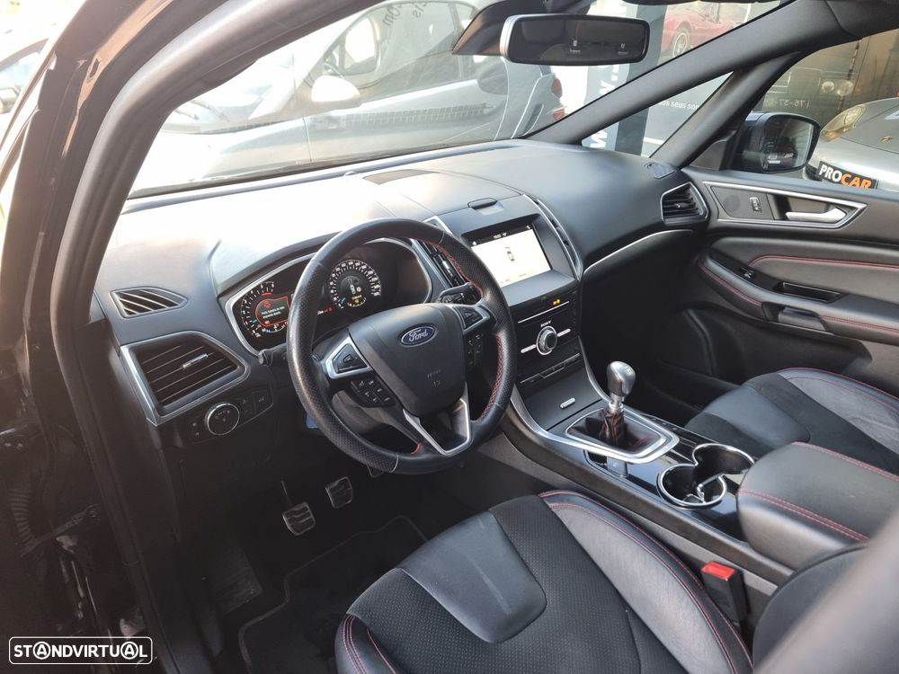 Ford S-Max 2.0 TDCi ST-Line - 4