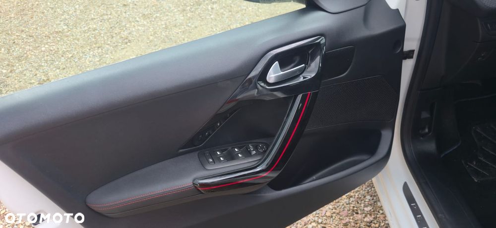 Peugeot 208 PureTech 110 Stop & Start EAT6 Tech Edition - 14