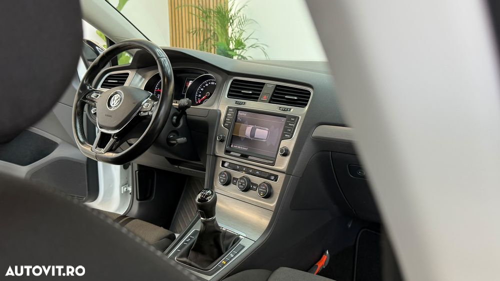 Volkswagen Golf - 7