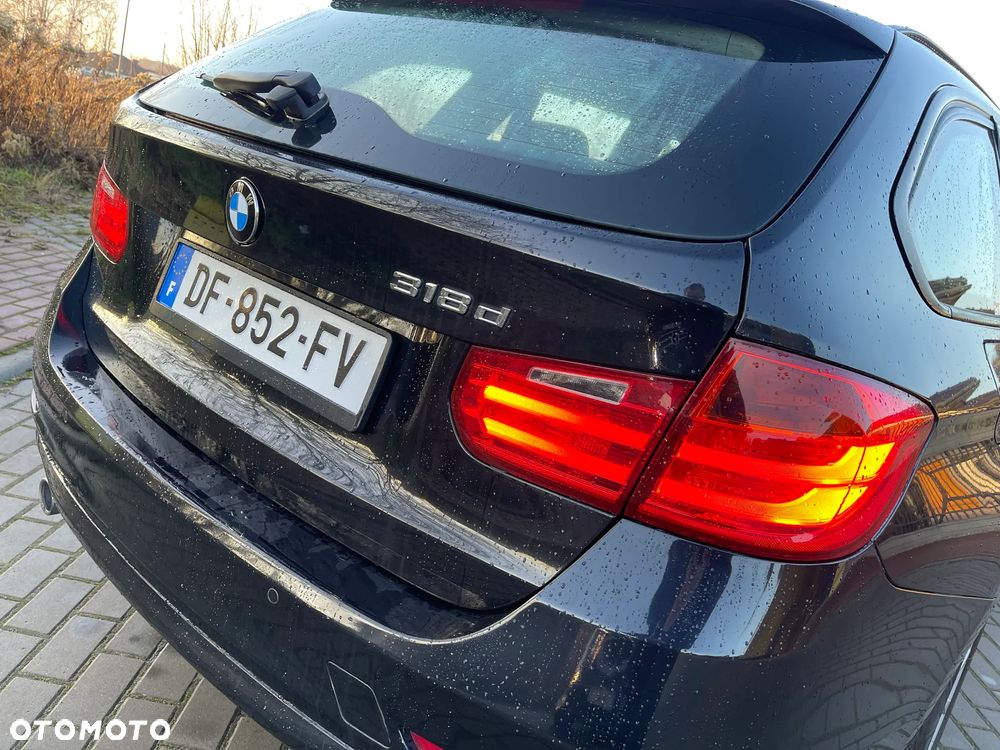 BMW Seria 3 318d Blue Performance Modern Line - 38