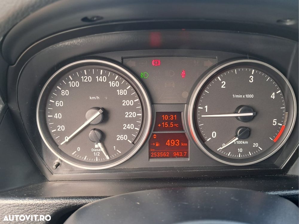 BMW X1 sDrive18d - 21