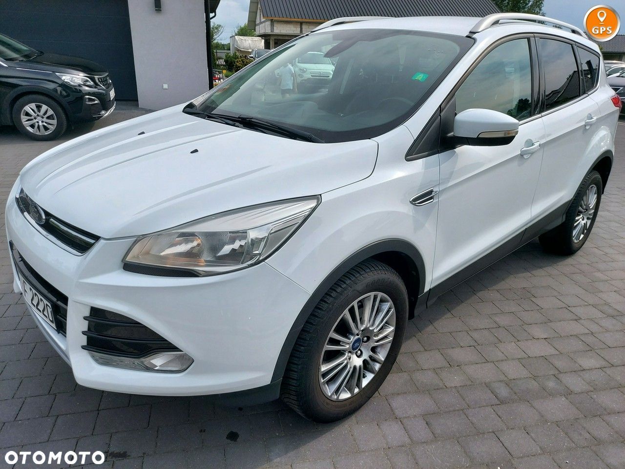 Ford Kuga - 1