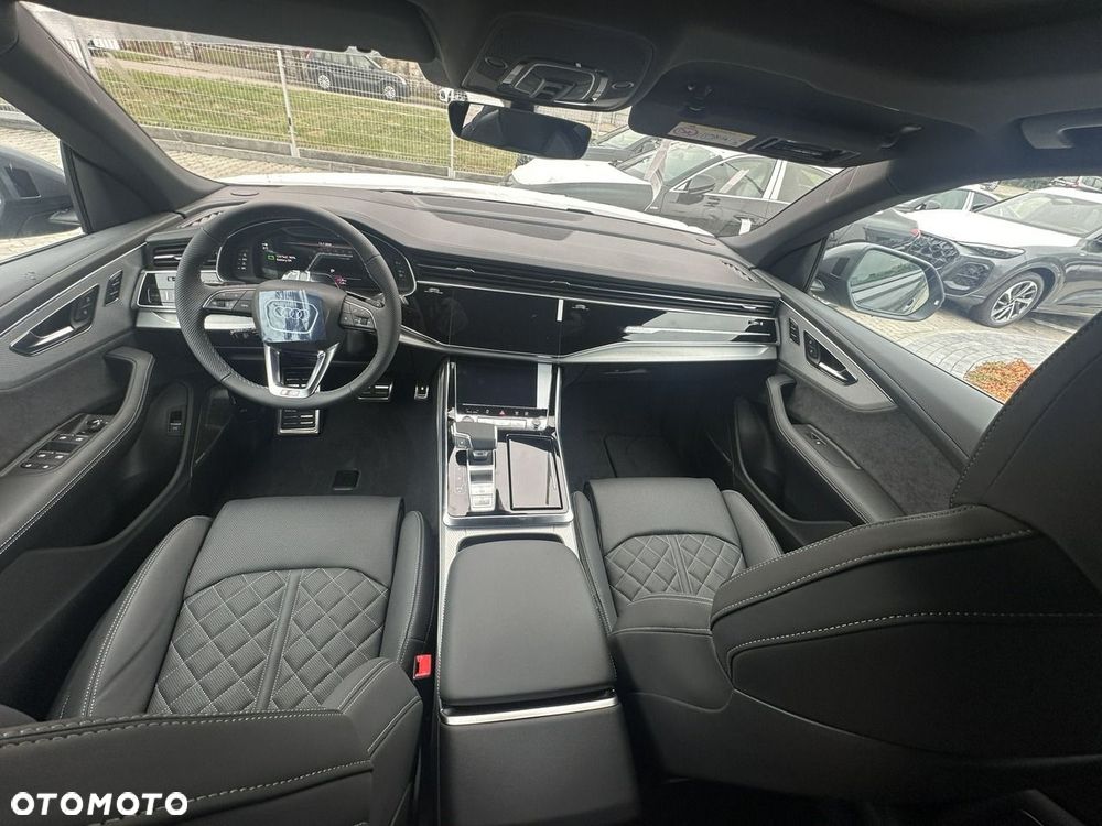Audi SQ8 - 9