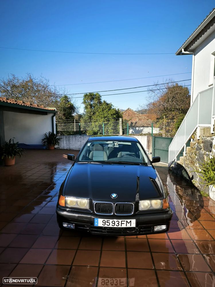 BMW 318 - 1