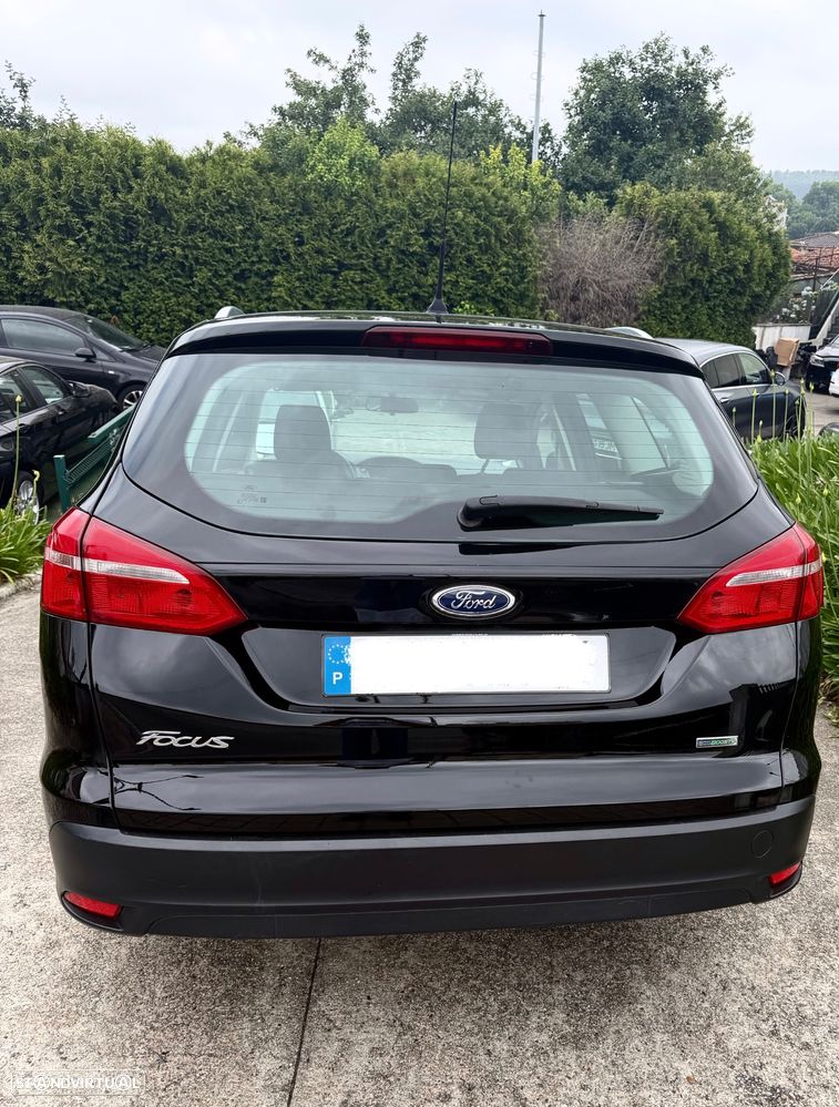 Ford Focus SW 1.0 EcoBoost S&S Titanium - 5