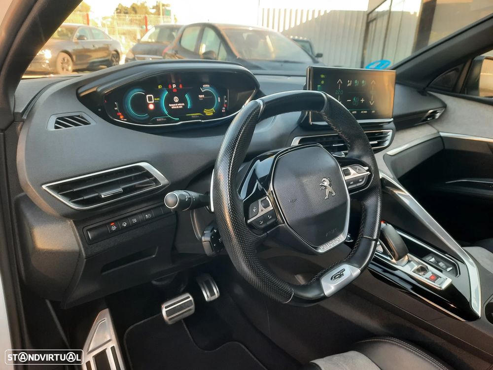 Peugeot 3008 1.6 Hybrid GT Pack e-EAT8 - 20
