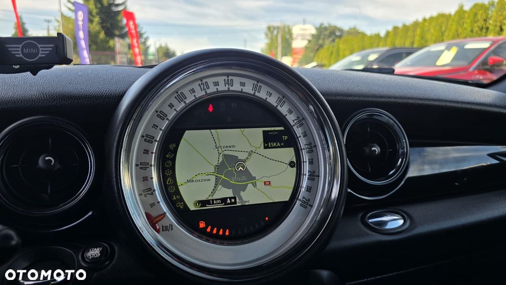 MINI Cooper Highgate - 4