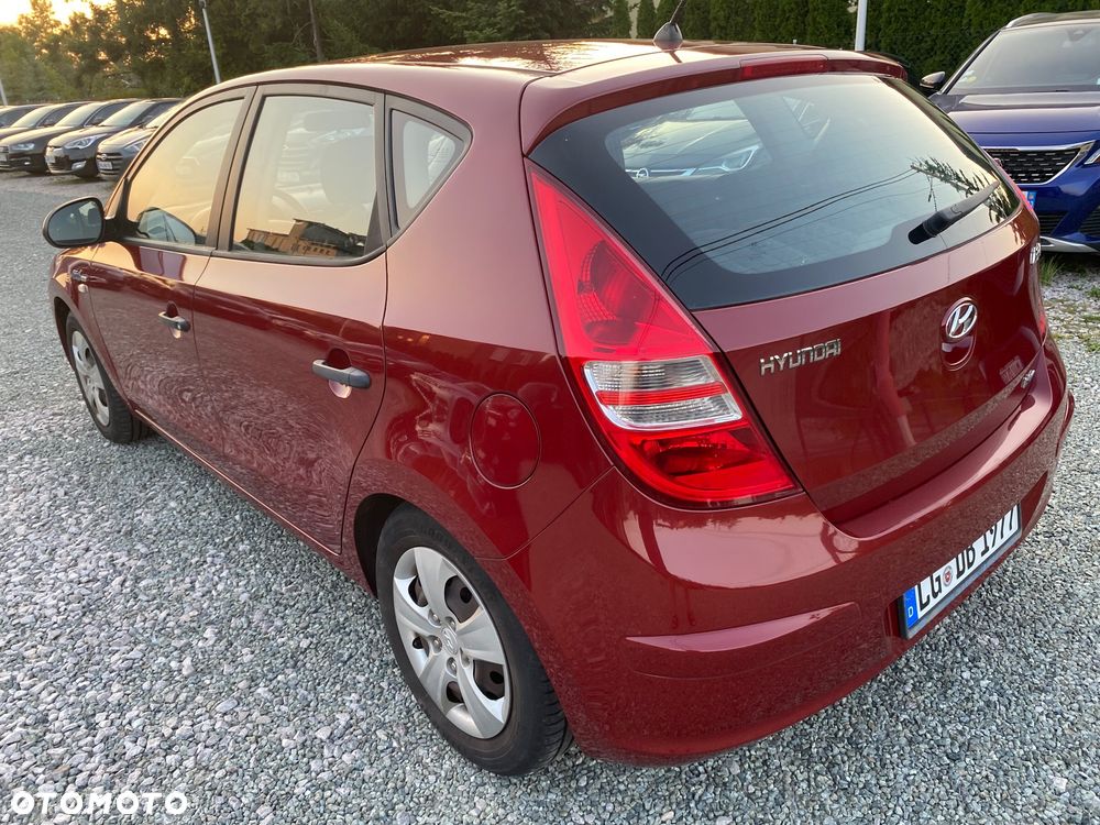 Hyundai i30 1.4 Blue Comfort - 13