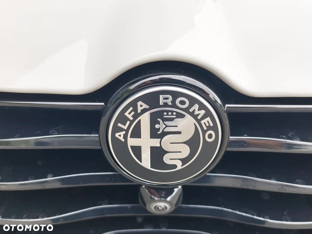 Alfa Romeo Tonale 1.5 T4 GSE mHEV Veloce DCT - 17