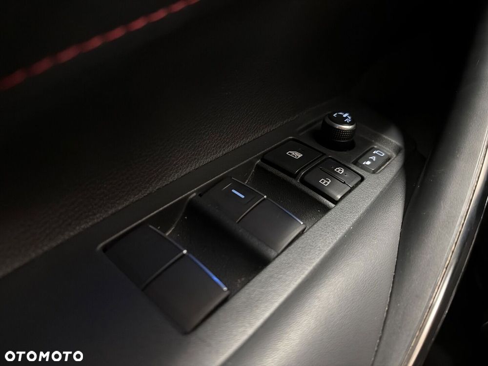 Toyota Corolla 1.8 Hybrid GR Sport Dynamic - 21