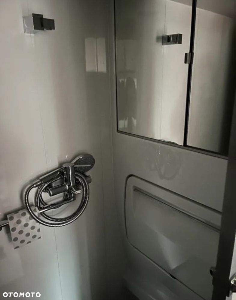 Mercedes-Benz SPRINTER - 22