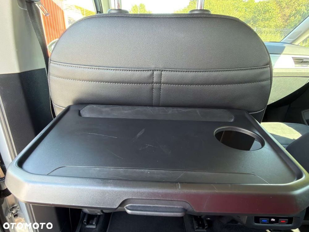 Volkswagen Touran - 20