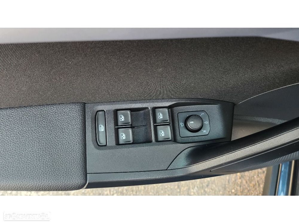 SEAT Arona 1.0 TSI FR - 10