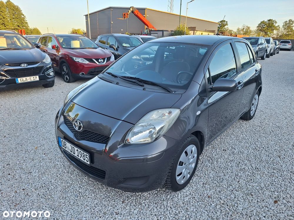 Toyota Yaris 1.33 Luna - 2