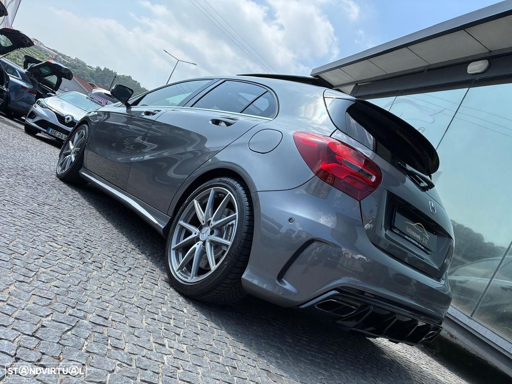 Mercedes-Benz A 45 AMG 4-Matic - 11