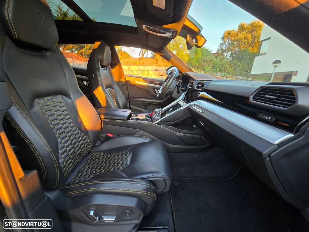 Lamborghini Urus 4.0 V8 - 14
